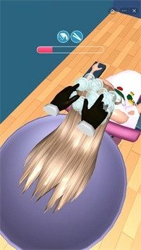 用美貌通关逃生游戏_3